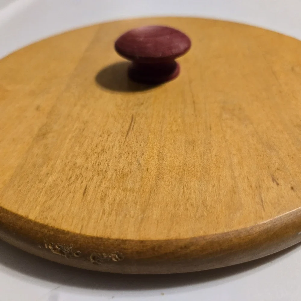 Longaberger Red Knob‎ Round Wooden Top Plain for Basket *See Dimensions*